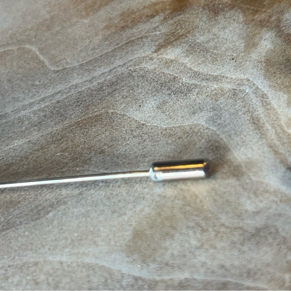 Vintage Cameo Brooch Pin - Picture 3 of 4